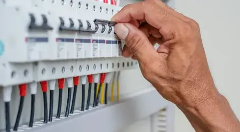 électriciens à Argenton-sur-Creuse - image 4