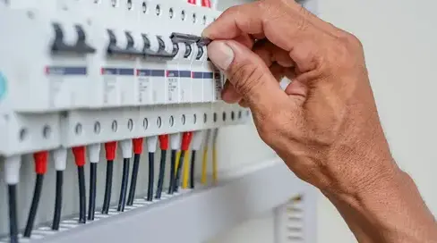 remise aux normes électrique Saint-Armand-Montrond-5