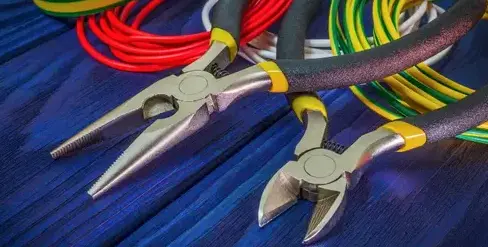 remise aux normes électrique Sazeray-1